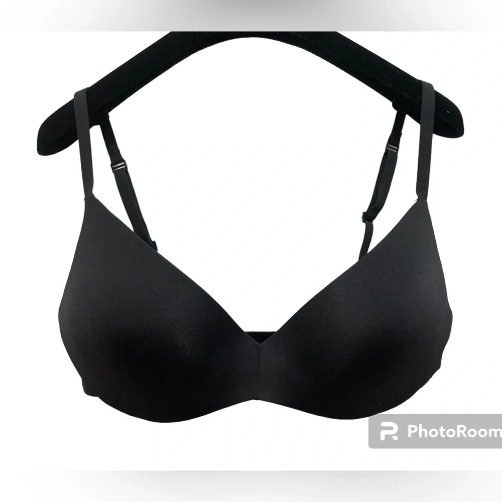 SKIMS Black Wireless Triangle Bra - Picture 3 of 7